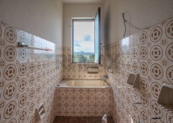 Bagno - Villa contrada malcristiano
 
snc, Piazza Armerina - foto 35