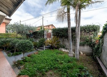 Giardino - Appartamento Via Siracusa
 
4, San Gregorio di Catania - foto 22