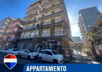 Edificio all\'aperto - Appartamento Viale Principe Amedeo
 
32, Acireale - foto 1