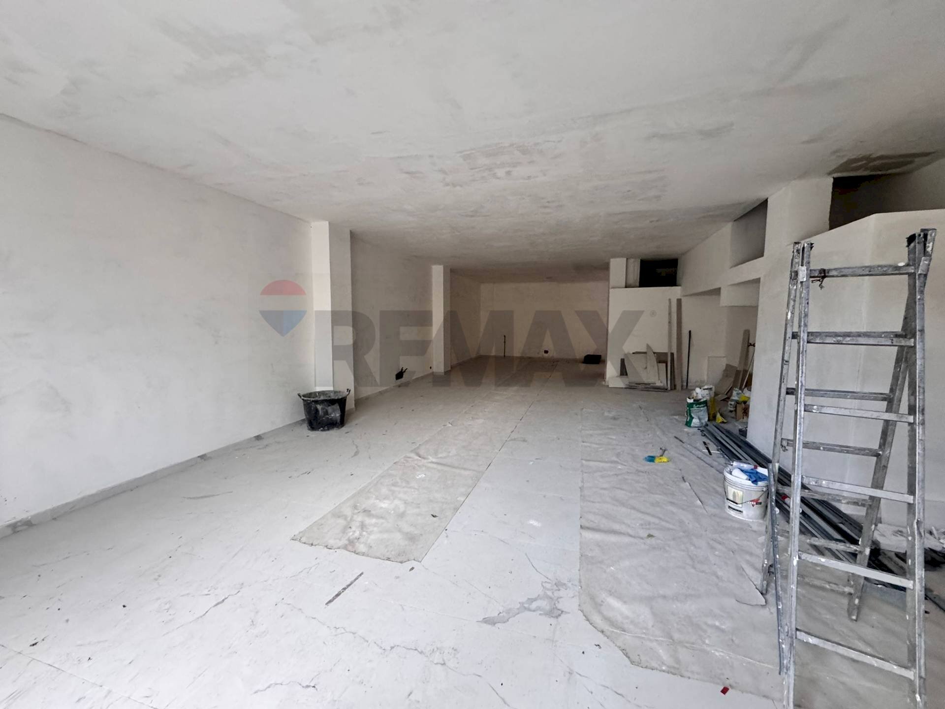 Stanza vuota - Commercial Premises VIA G.MATTEOTTI
343, Misterbianco - photo 2