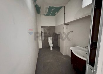 Bagno - Commercial Premises VIA G.MATTEOTTI
343, Misterbianco - photo 5