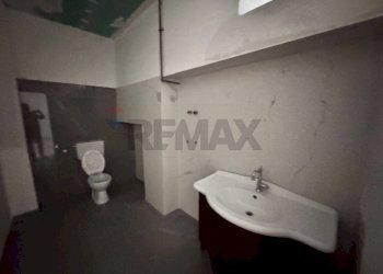Bagno - Commercial Premises VIA G.MATTEOTTI
343, Misterbianco - photo 6