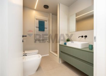 Bagno - Three-room apartment Via Carlo Farini
 
36, Milano - photo 16