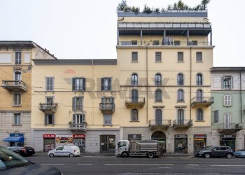 Edificio all\'aperto - Three-room apartment Via Carlo Farini
 
36, Milano - photo 24