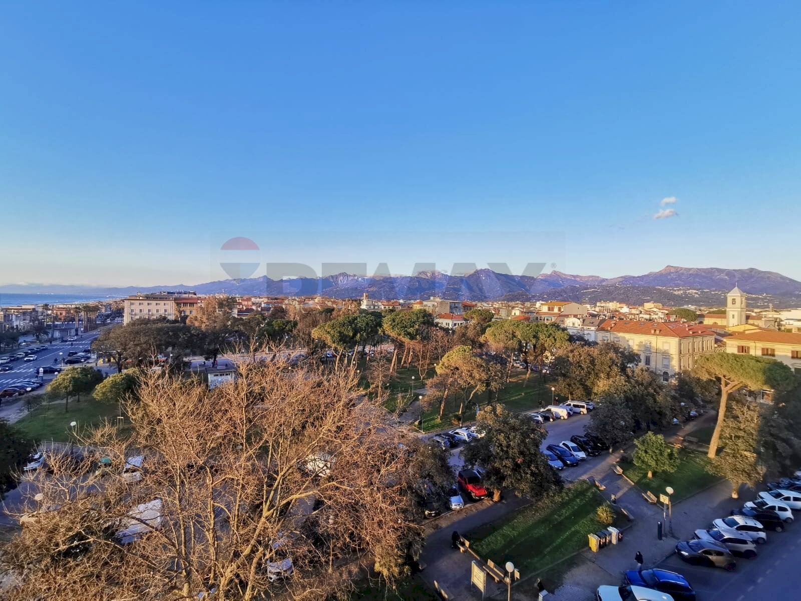 Edificio all\'aperto - Appartamento Piazza Massimo D'Azeglio
 
61, Viareggio - foto 2