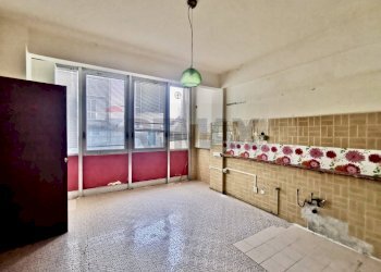 Stanza vuota - Appartamento Piazza Massimo D'Azeglio
 
61, Viareggio - foto 9