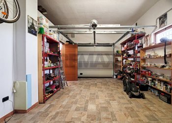 Parcheggio - Villa Gioia del Colle - foto 20