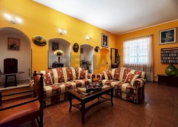 Soggiorno - Villa Gioia del Colle - foto 47