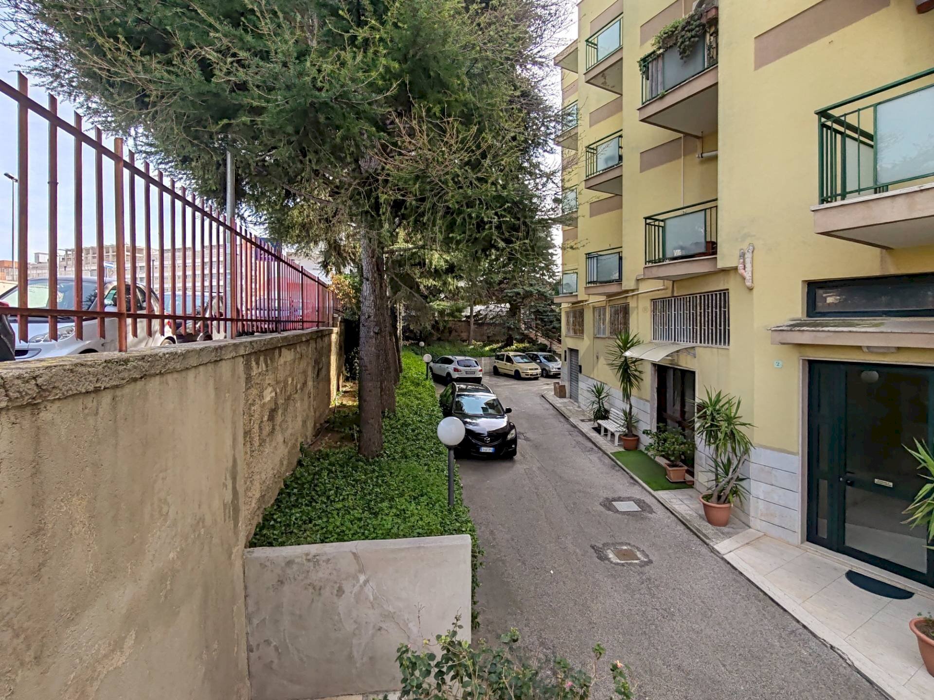 Edificio all\'aperto - Quadrilocale Via Pietro Colletta
 
2, Bari - foto 3