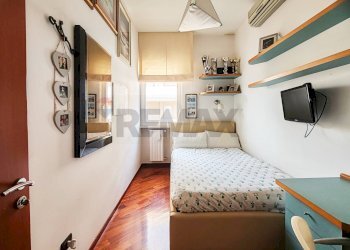 Camera / camera da letto - Quadrilocale Via Pietro Colletta
 
2, Bari - foto 27