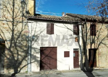 Casa all\'aperto - Quadrilocale Via Spontini
 
14, Maiolati Spontini - foto 23