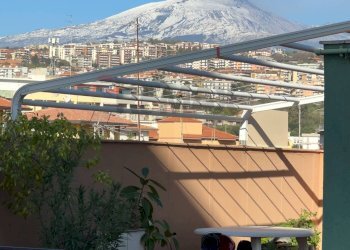 Vista delle montagne - Appartamento via fiume
 
33, Catania - foto 26