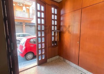 Camera / camera da letto - Appartamento via fiume
 
33, Catania - foto 31