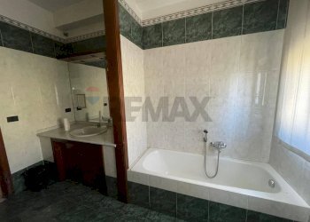 Bagno - Appartamento via: Battisti Grassi
 
15, Catania - foto 25