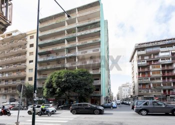 Edificio all\'aperto - Appartamento Viale Vittorio Veneto
 
151, Catania - foto 2