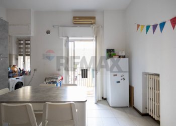 Sala da pranzo - Appartamento Viale Vittorio Veneto
 
151, Catania - foto 14