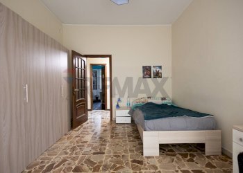 Camera / camera da letto - Appartamento Viale Vittorio Veneto
 
151, Catania - foto 26
