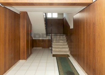 Ricezione / Lobby - Quadrilocale VIA RACCUGLIA
 
15, Catania - foto 5