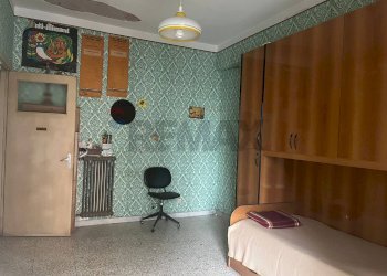 Camera / camera da letto - Quadrilocale VIA RACCUGLIA
 
15, Catania - foto 8