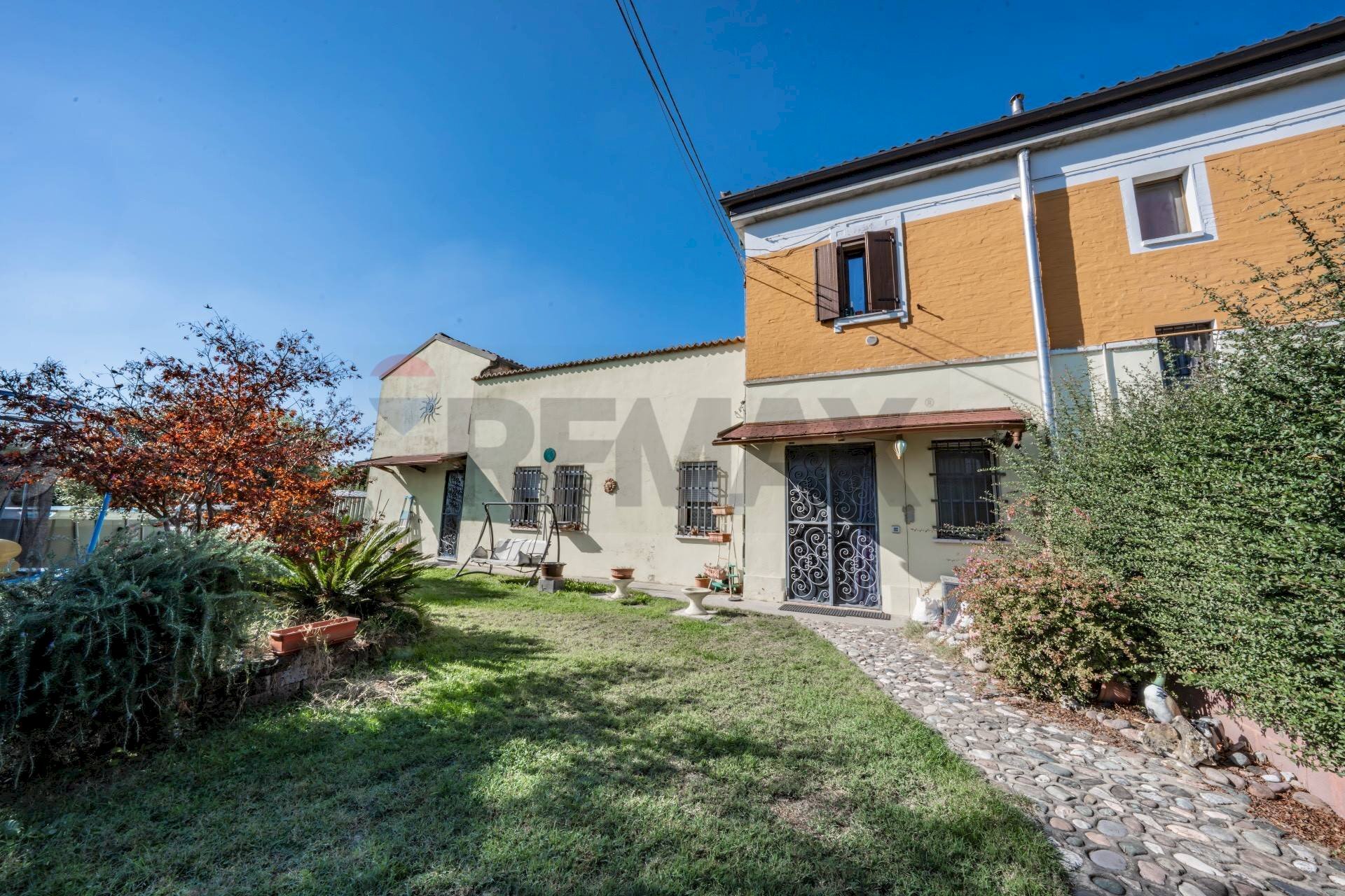 Casa all\'aperto - Casa semi indipendente Via Statale
 
103, Terre del Reno - foto 1