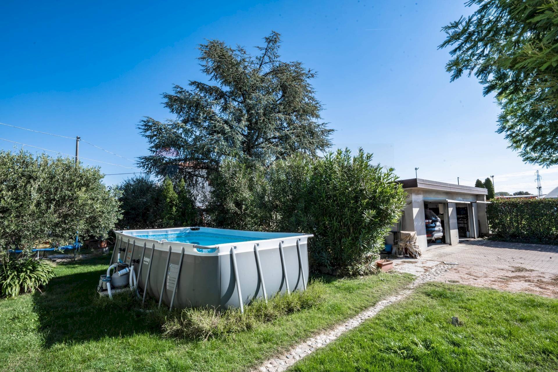 Giardino - Casa semi indipendente Via Statale
 
103, Terre del Reno - foto 3