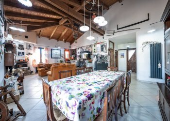 Sala da pranzo - Casa semi indipendente Via Statale
 
103, Terre del Reno - foto 6