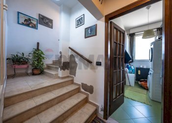 Scale - Casa semi indipendente Via Statale
 
103, Terre del Reno - foto 23