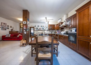 Cucina - Casa semi indipendente Via Statale
 
103, Terre del Reno - foto 28