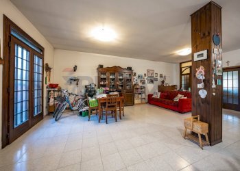 Sala da pranzo - Casa semi indipendente Via Statale
 
103, Terre del Reno - foto 30