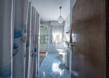 Bagno - Casa semi indipendente Via Statale
 
103, Terre del Reno - foto 32