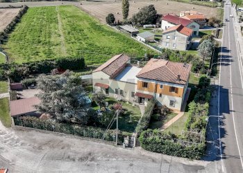 Casa all\'aperto - Casa semi indipendente Via Statale
 
103, Terre del Reno - foto 35