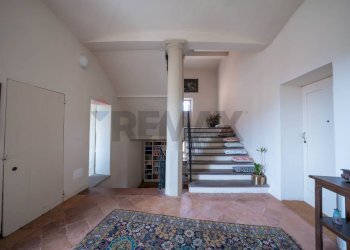 Scale - Appartamento Via roma
 
53, Borgo Tossignano - foto 10