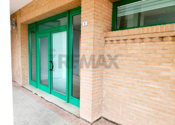 Edificio all\'aperto - Ufficio Ferrara - foto 6