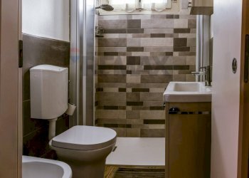 Bagno - Quadrilocale Viale Leonardo da Vinci
 
114, Comacchio - foto 28