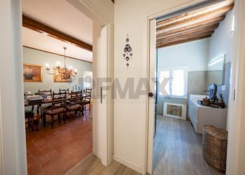 Hall / corridoio - Appartamento Via Roma
 
53, Borgo Tossignano - foto 12