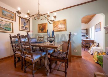 Sala da pranzo - Appartamento Via Roma
 
53, Borgo Tossignano - foto 14