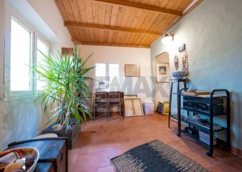 Hall / corridoio - Appartamento Via Roma
 
53, Borgo Tossignano - foto 18