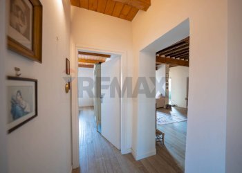 Hall / corridoio - Appartamento Via Roma
 
53, Borgo Tossignano - foto 47