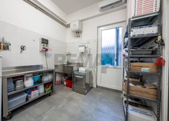 Lavanderia - Attività Commerciale Via Martiri della Libertà
 
1, Portomaggiore - foto 11