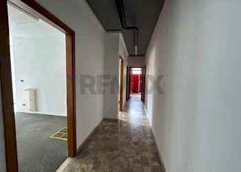 Hall / corridoio - Appartamento Viale Cavour
 
190, Ferrara - foto 33