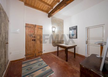 Hall / corridoio - Trilocale Via Roma
 
53, Borgo Tossignano - foto 1