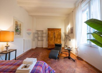 Camera / camera da letto - Trilocale Via Roma
 
53, Borgo Tossignano - foto 16