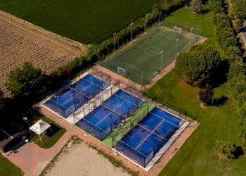 Piscina - Locale Commerciale Polesella - foto 8