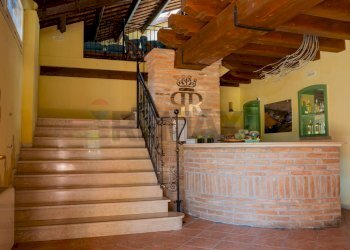 Scale - Locale Commerciale Polesella - foto 63