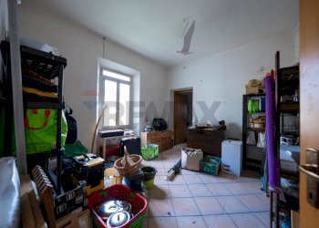 Camera / camera da letto - Trilocale Borgo Tossignano - foto 5