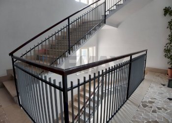 Scale - Quadrilocale VIA CIRCUMVALLAZIONE
 
71, Torre del Greco - foto 3