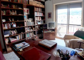 Soggiorno - Quadrilocale VIA CIRCUMVALLAZIONE
 
71, Torre del Greco - foto 13