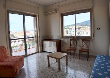 Soggiorno - Quadrilocale VIA CIRCUMVALLAZIONE
 
71, Torre del Greco - foto 20