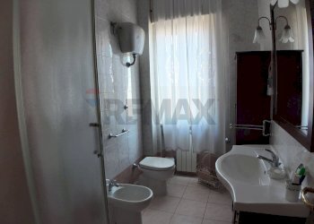 Bagno - Quadrilocale VIA CIRCUMVALLAZIONE
 
71, Torre del Greco - foto 21