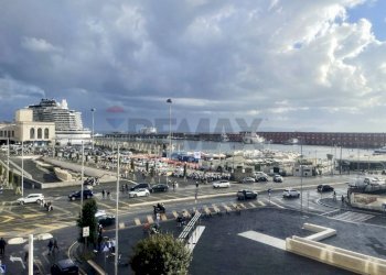 Edificio all\'aperto - Ufficio Napoli - foto 13